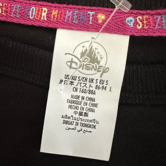 DISNEY COCO BLACK LONG SLEEVE EMBROIDERED REMEMBER ME TOP SMALL NEW - Picture 7 of 11